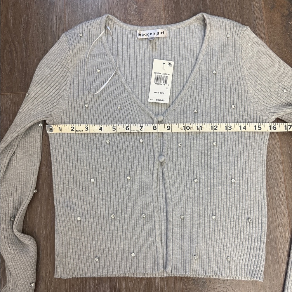 NWT Madden Girl Ribbed Gray Rhinestone Sweater - Picture 4 of 9